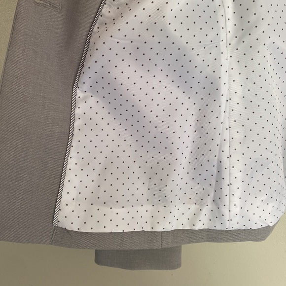 Express Notch Collar One Button Blazer - Light Grey - 2 - Picture 7 of 13